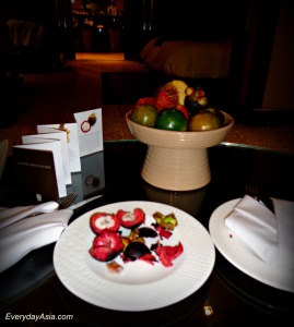 Hotel fruit plate
